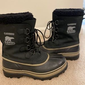Sorel Caribou size 10